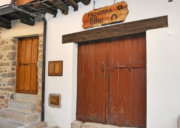 Pichorra, boiga o bodega de vino tradicional de San Martín de Trevejo. :: E.R.