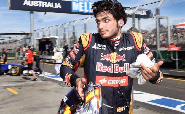 Carlos Sainz vistiendo la escudería Red Bull/AFP