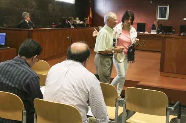 Figueroa después de testificar en el juicio del ruido. :: l. cordero/