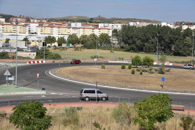 Piden un nuevo vial entre la Ronda Sur y la avenida de España. :: hoy/