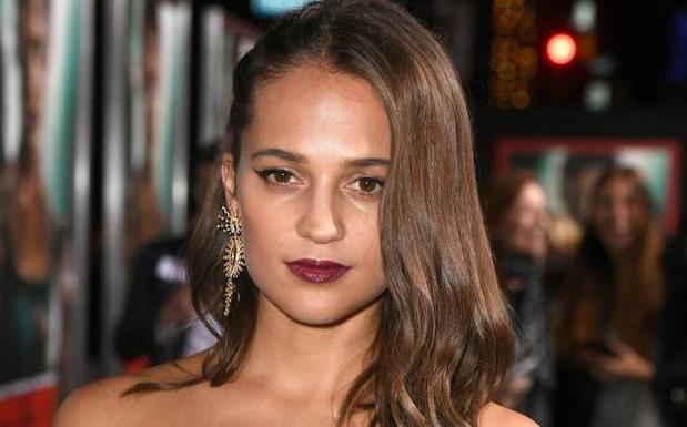 Vikander acude al estreno en Hollywood. /Kevin Winter (Afp)