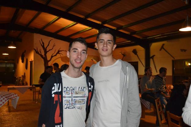Ismael Martín, de 27 años, e Iván Ramírez, de 21. :: cedida/