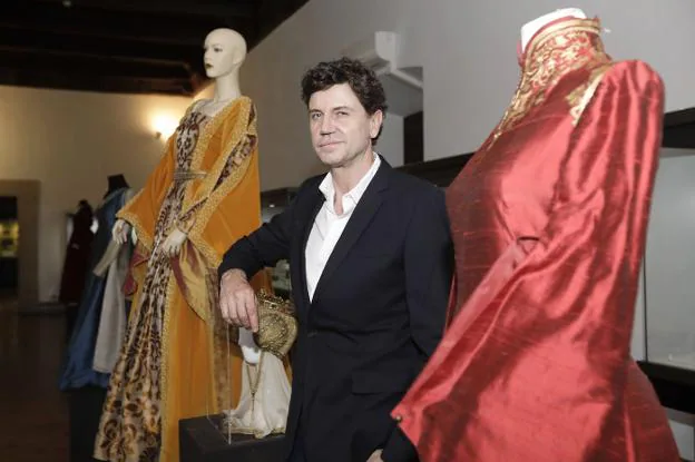 Pepe Reyes exhibe diez modelos en el Museo de Cáceres. :: l.cordero/