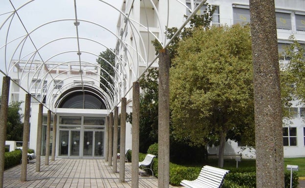 Entrada a la residencia universitaria Rucab.