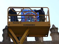 Una plataforma elevó las piezas. / E.P./