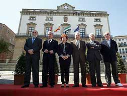 De izquierda a derecha: Sánchez Polo, Domínguez Lucero, Carmen Heras, González Cascos, Iglesias Marcelo y José María Saponi./ M NÚÑEZ/