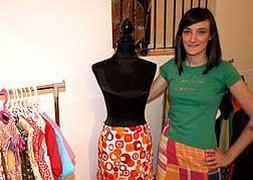 La estética pop viste Cáceres