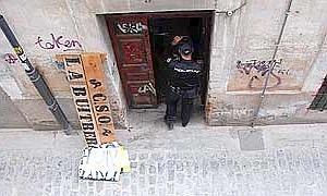 La vivienda se encuentra en el número 9 de la calle Las Moreras:: DAVID PALMA/