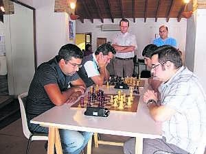 Pérez Candelario, a la derecha en primer plano. ::
J. V. P./