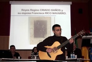 Un momento del acto celebrado en la Biblioteca. :: JORGE REY/