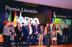 Momento del fallo de la última edición del Premio Literario Felipe Trigo, cuyo jurado presidió Jesús Sánchez Adalid. :: FRAN H./