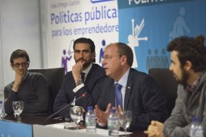 Monago dice que el plan regional de autónomos es el más ambicioso del país