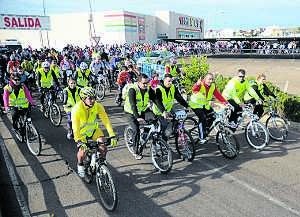 La salida del Día de la Bicicleta el año pasado. :: HOY/