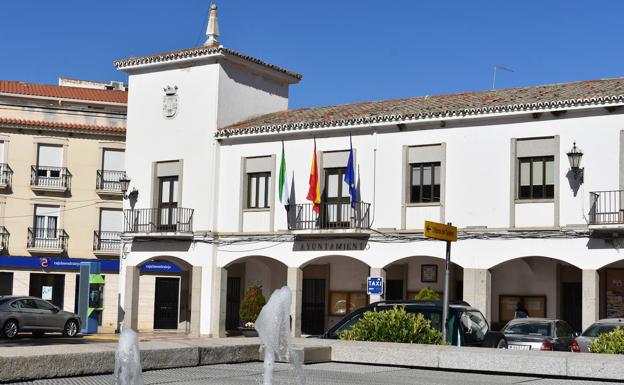 Ayuntamiento de Castuera /f. v.