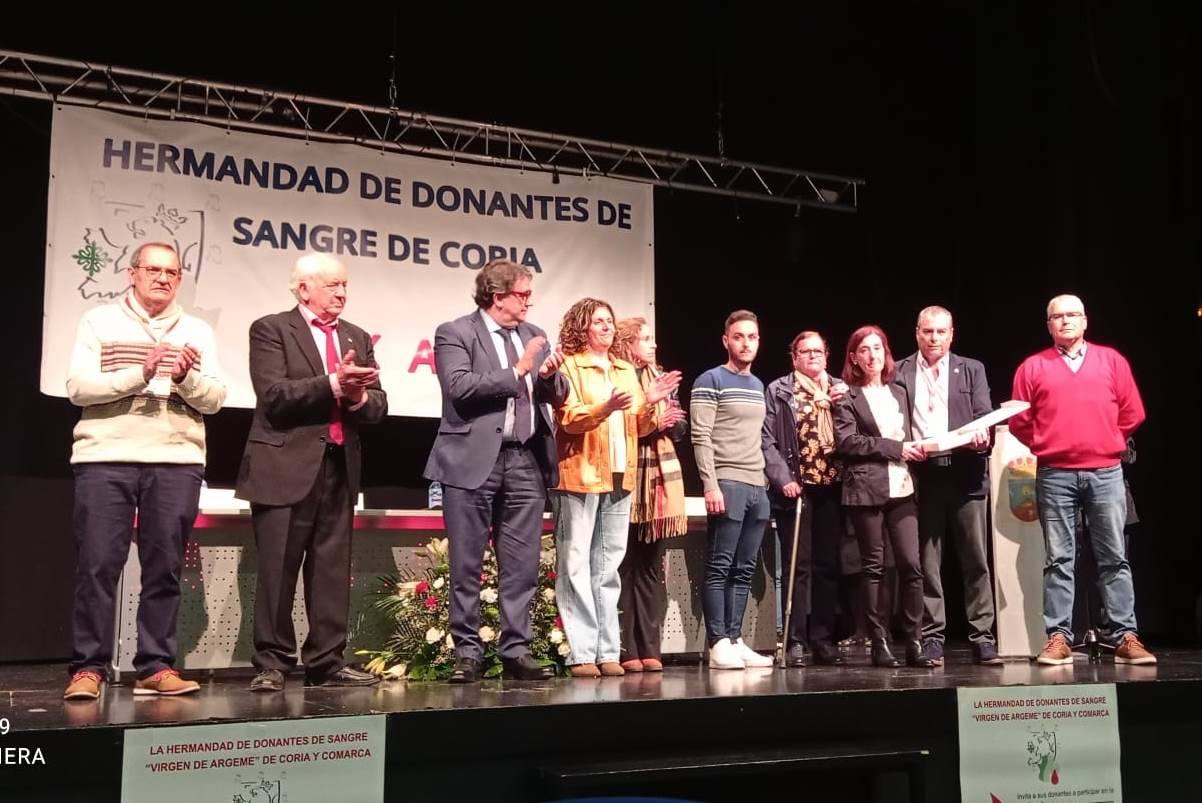 Acto de entrega de la Placa de Honor a María Ángeles Rodríguez./CEDIDA