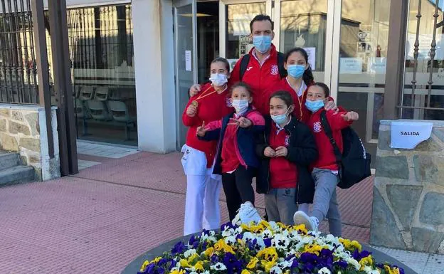 La Escuela de Karate-SP Herrera sigue cosechando éxitos