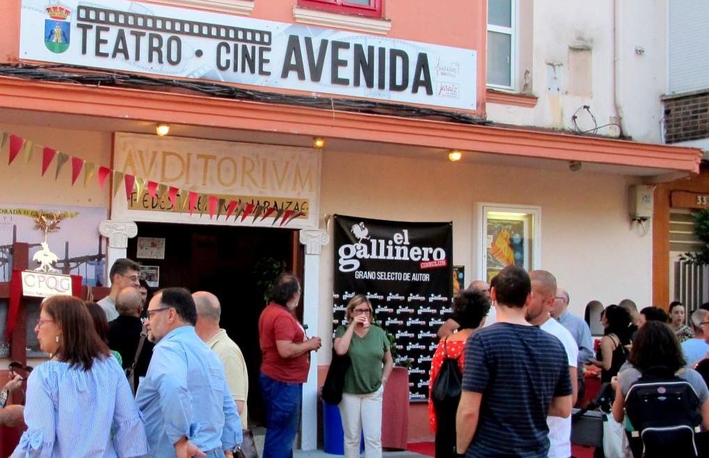 El treatro-cine Avenida estrena temporada, al igual que El Gallinero. /M.D.CRUZ