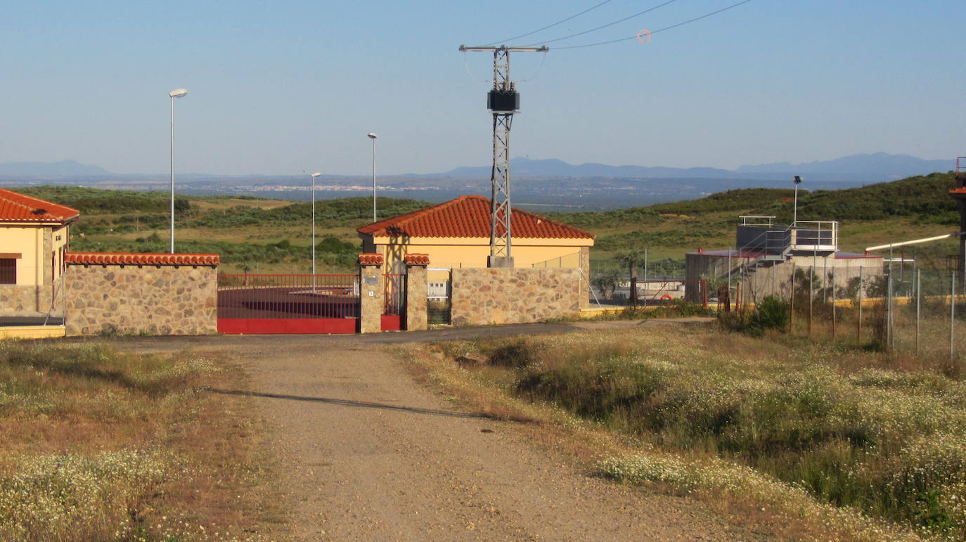 Estación depuradora de aguas residuales de Jaraíz, ubicada en la dehesa boyal. 