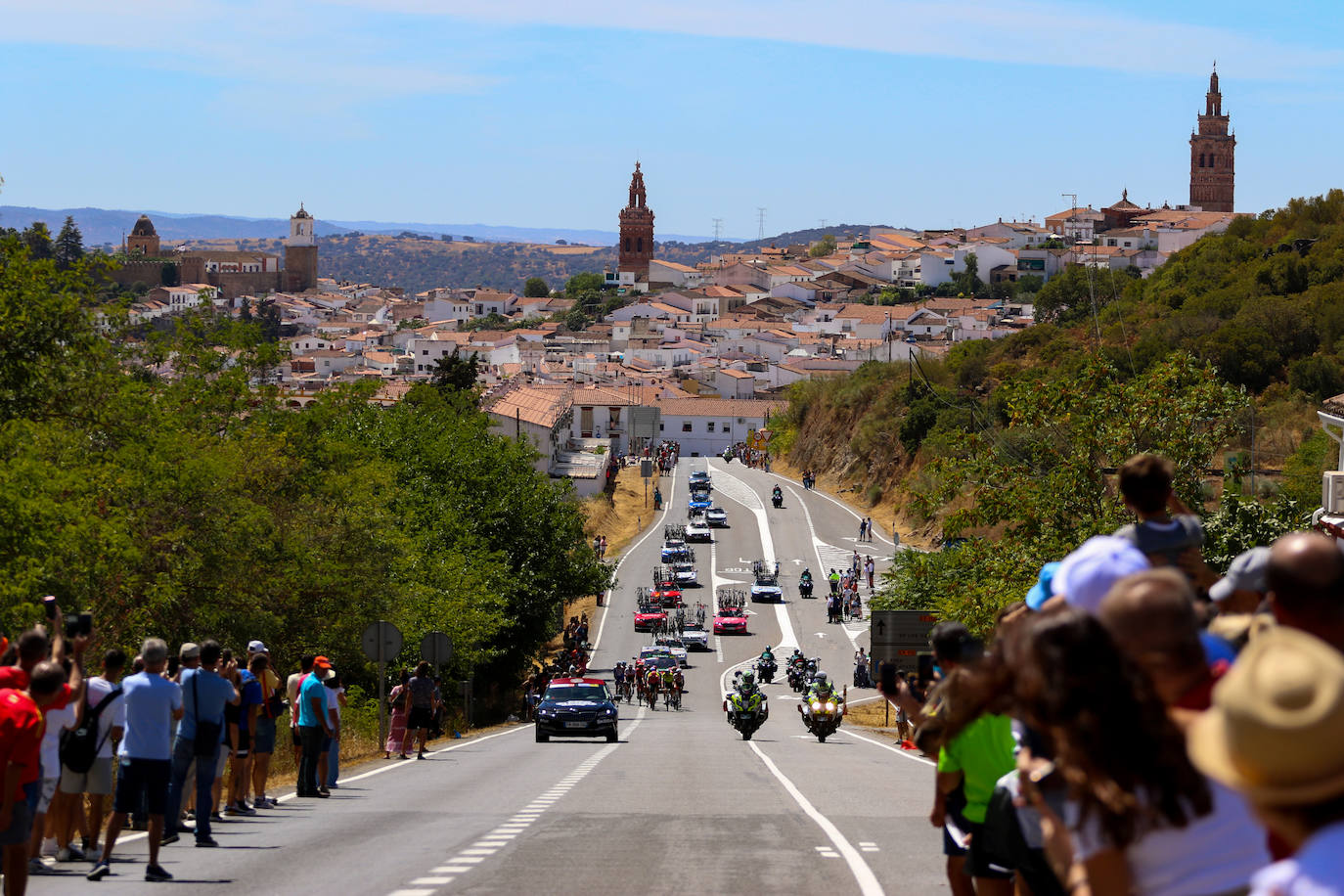 Jerez de los Caballeros vive la emoción de la Vuelta Ciclista a España