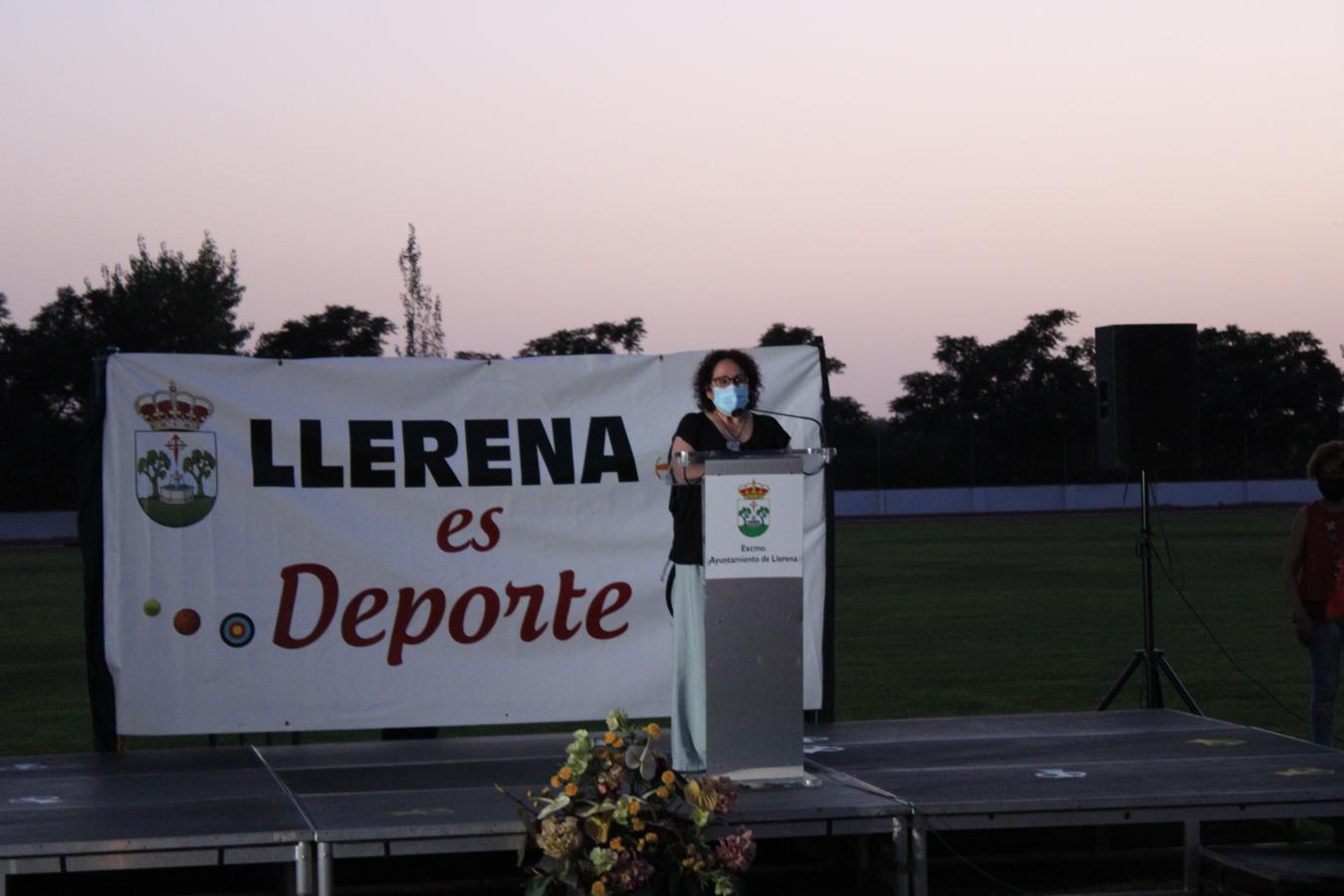 La alcaldesa de Llerena, Juana Moreno, inicia la Gala del Deporte