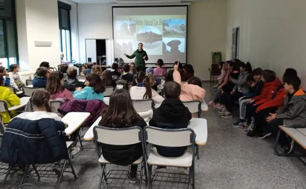 Una de las charlas impartidas sobre prevención de incendios. /Cedida