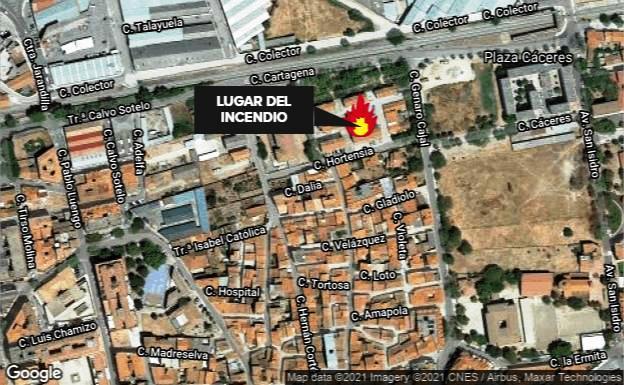 El fuego se declaró en torno a las tres de la tarde en la calle Juan Ramón Jiménez. / GOOGLEMAPS