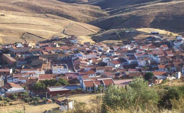 Esparragosa de Lares, una de las localidades en las que la Mancomunidad impartirá el curso. /CEDIDA