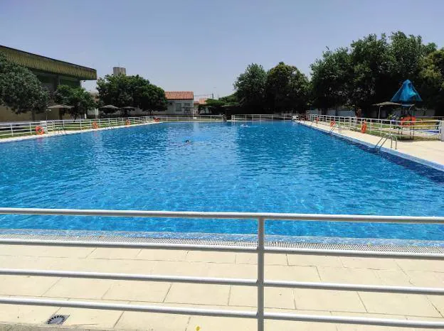 Las piscinas municipales abrirán el 20 de junio, salvo contratiempo