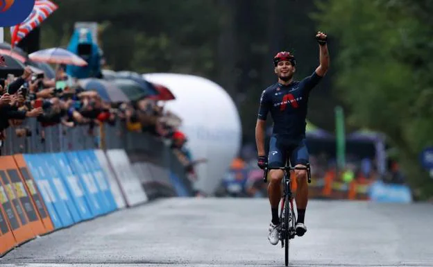 Filippo Ganna celebra su victoria. /Luca Bettini (Afp)