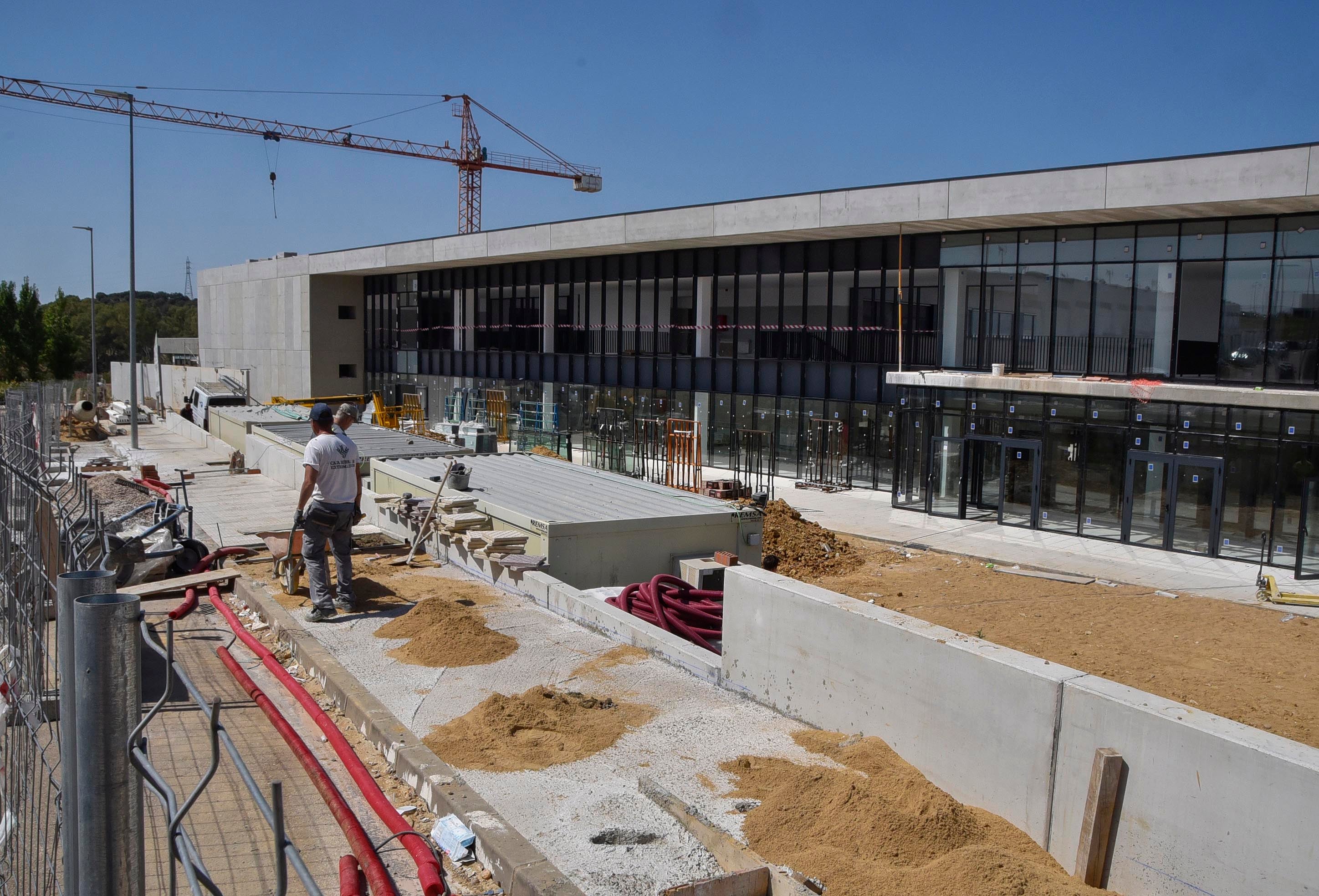 El colegio del Cerro Gordo de Badajoz sigue en obras a un mes de empezar el curso - Vimarsana News