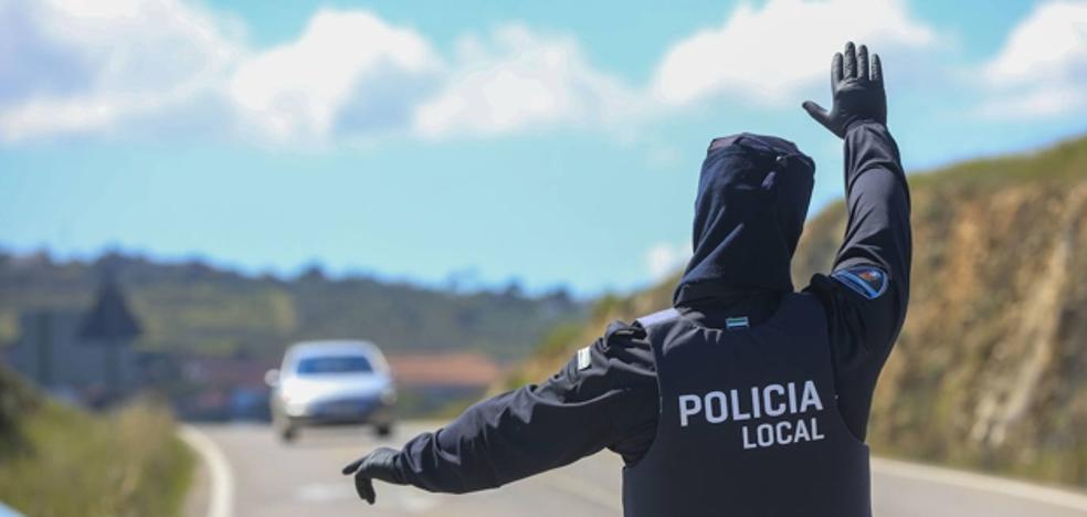 Multado por llevar una 'piedra' de hachís en el monedero que había perdido - Vimarsana News
