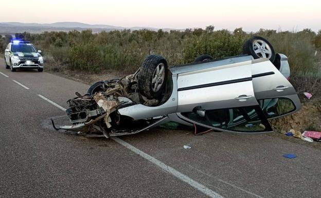 Estado en el que ha quedado el vehículo tras el accidente. /HOY