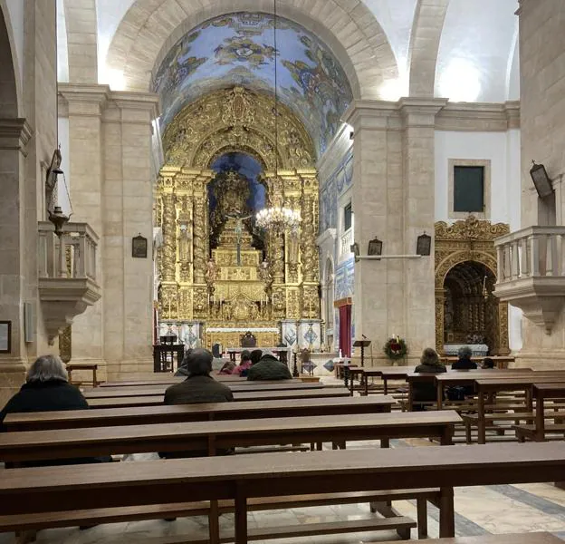 Reza el rosario este sábado en San Juan, en Vila Viçosa. 