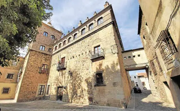 Sede del Archivo Histórico de Cáceres, donde se conservar estos expedientes. /