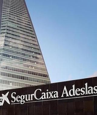 segurcaixa-adeslas-gan-204-millones-en-2015-un-18-8-m-s-hoy